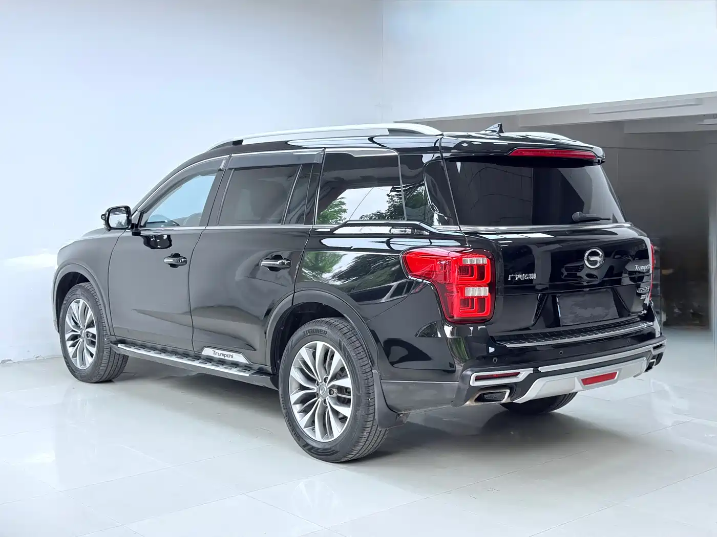 GAC Trumpchi Trumpchi GS8 2017 320T 2WD Luxury Smart Connect (7-seater) фото 13