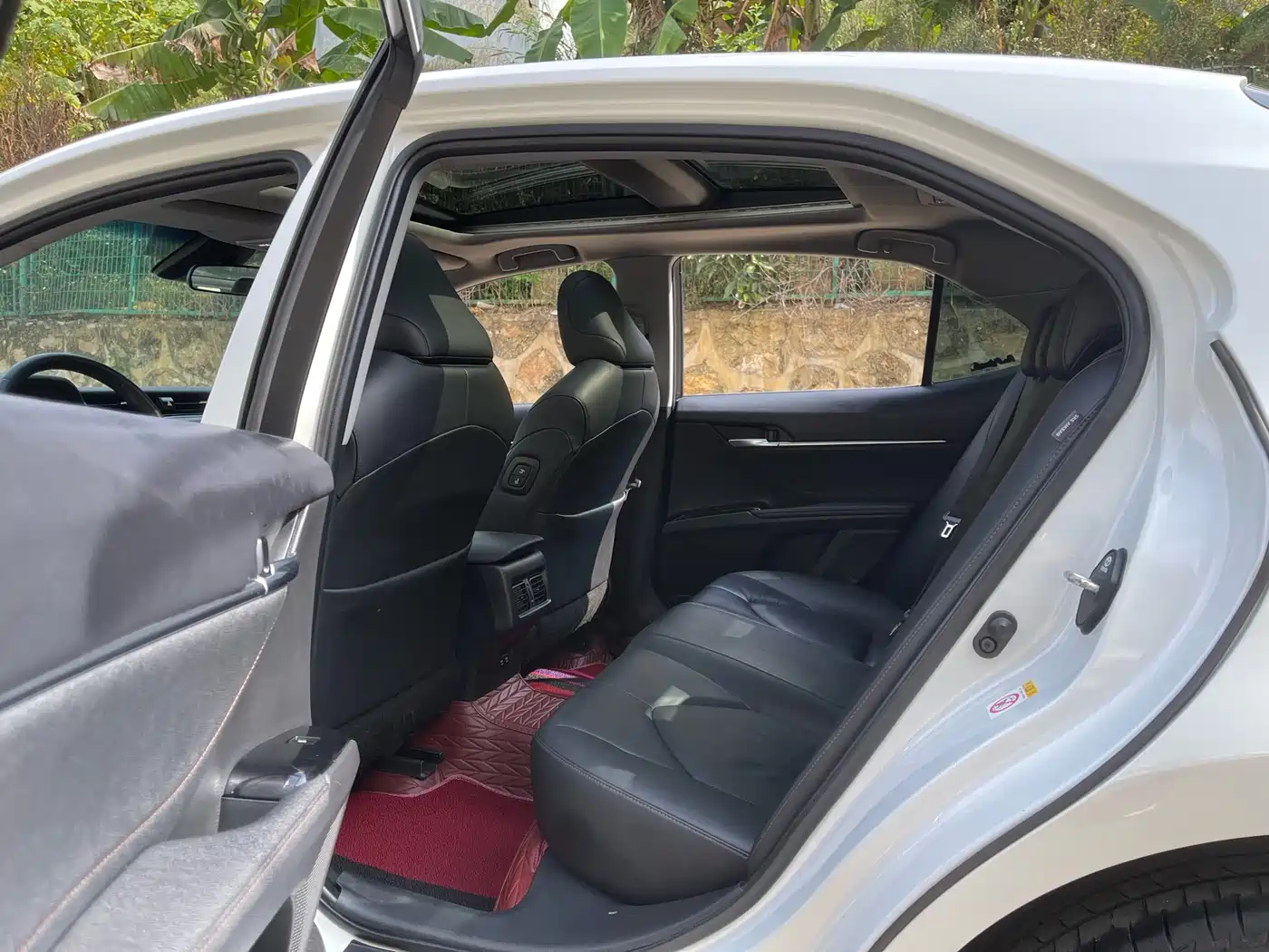 Toyota Camry 2018 2.5G Luxury Edition фото 6