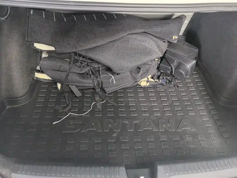 Volkswagen Santana 2016 1.6L Manual Trend Edition фото 4