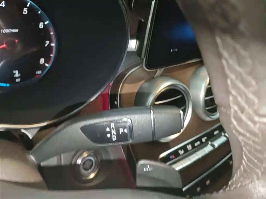 Mercedes-Benz GLC 2020 Facelift GLC 260 L 4MATIC Luxury фото 14