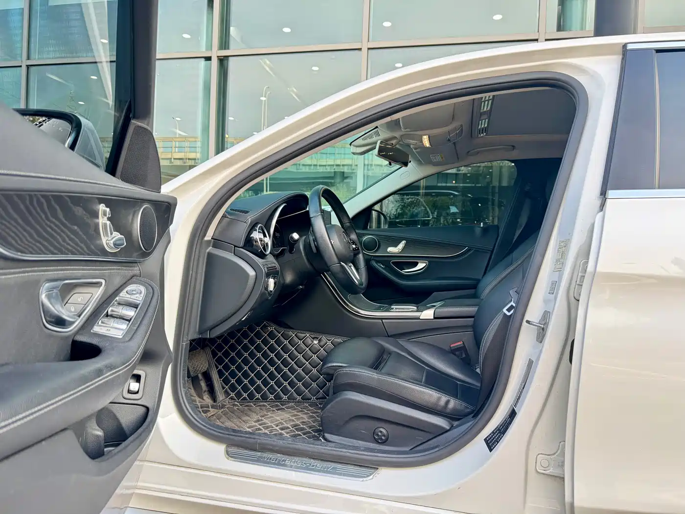 Mercedes-Benz C-Class 2019 C 180 L Fashion Sport Edition фото 7
