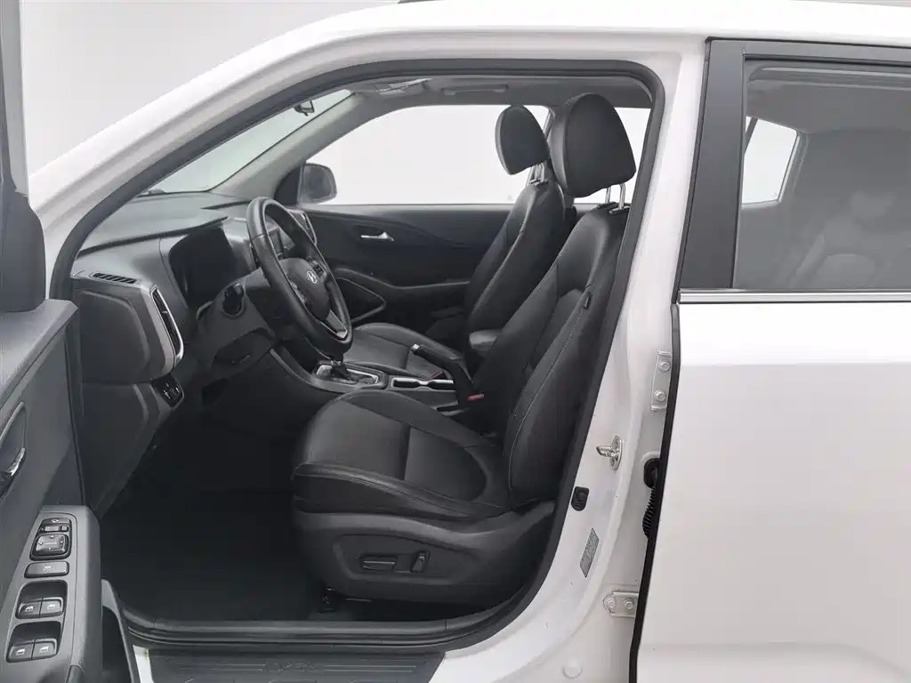 Hyundai Beijing Hyundai ix35 2019 2.0L Automatic 2WD Zhiyong·Enjoy China V фото 10