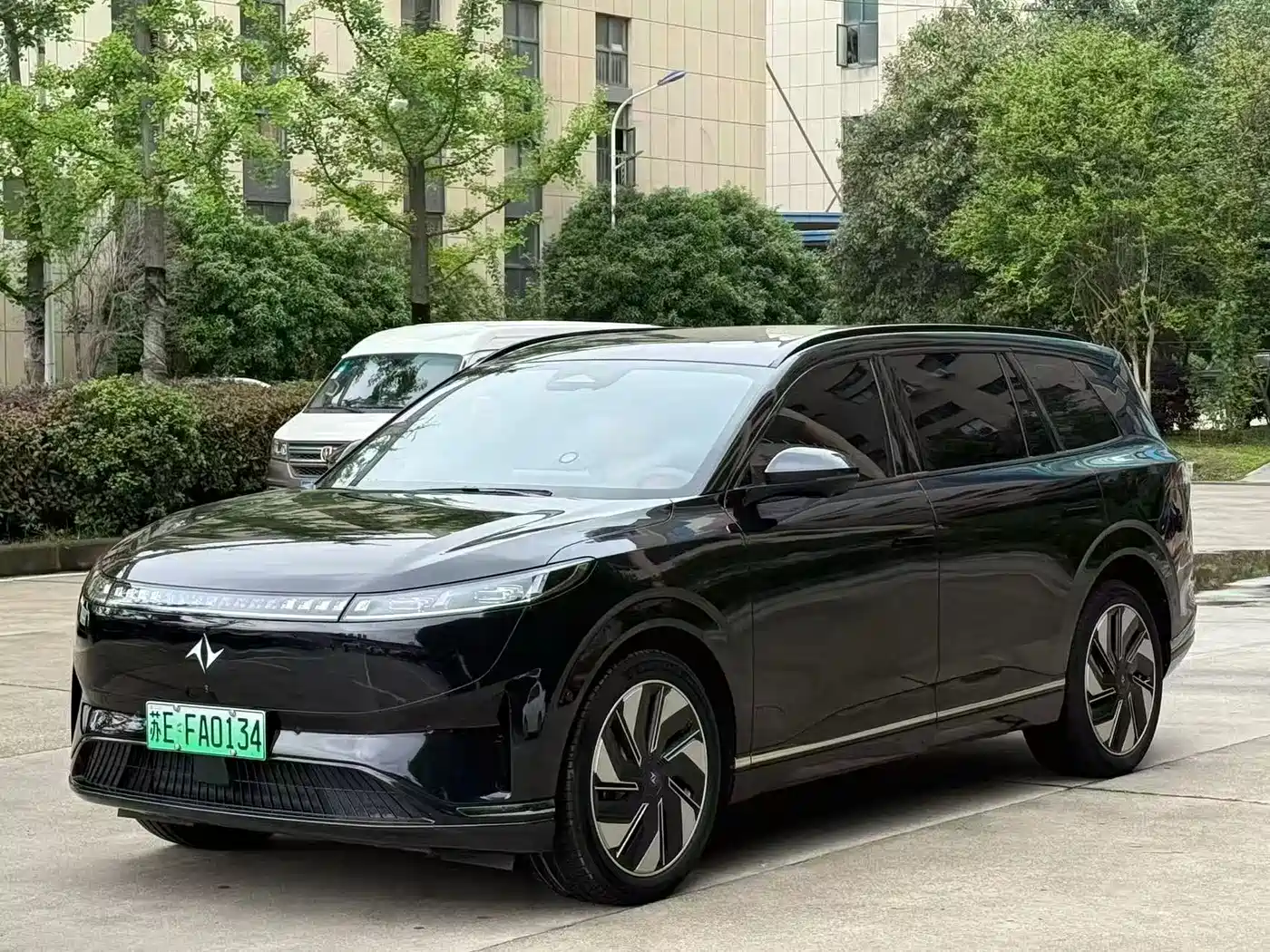 Dongfeng Yipai eπ008 2025 210Max Ruyi Edition 5-Seater фото 3
