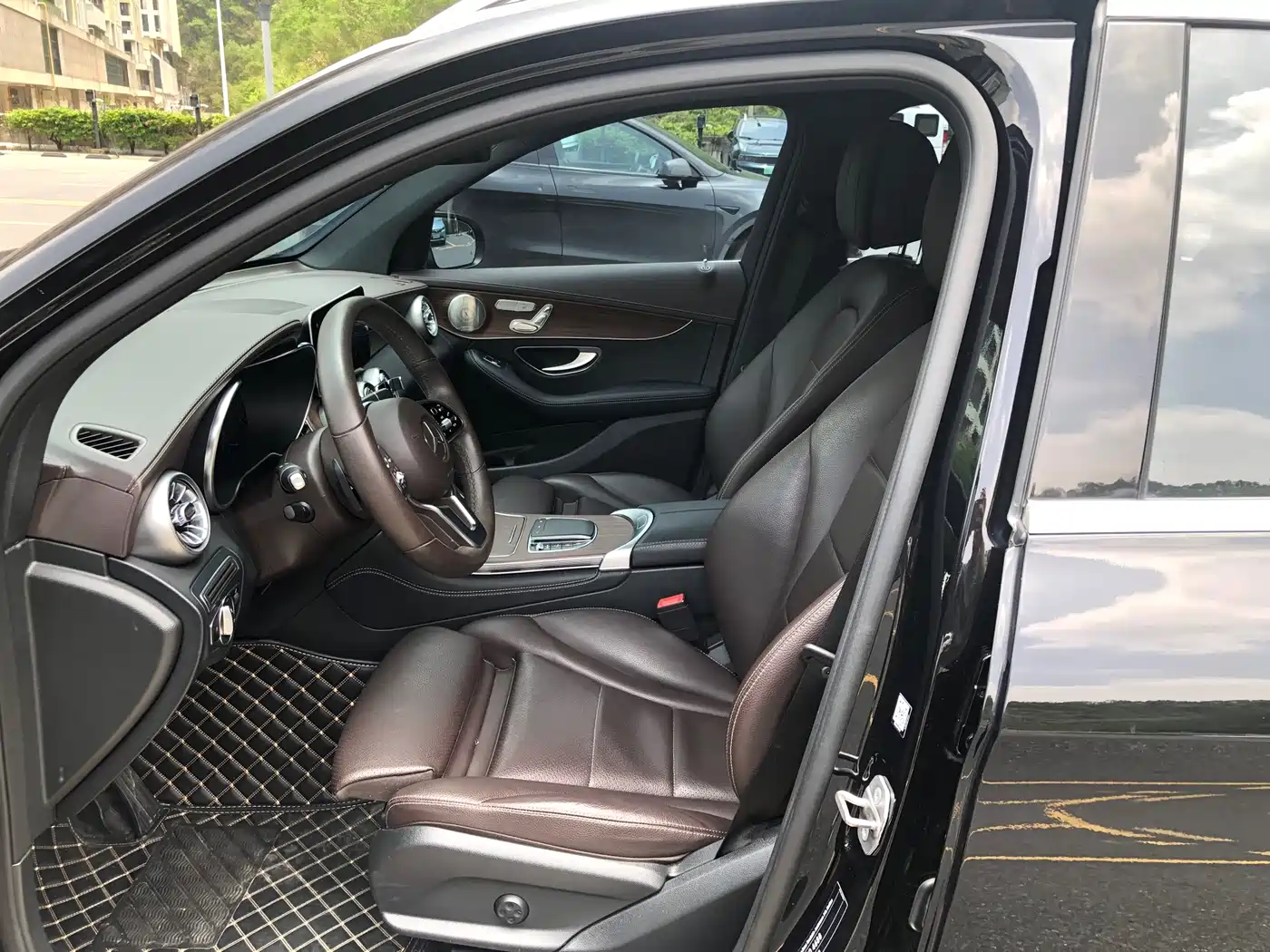 Mercedes-Benz GLC 2021 GLC 300 L 4MATIC Sporty фото 9