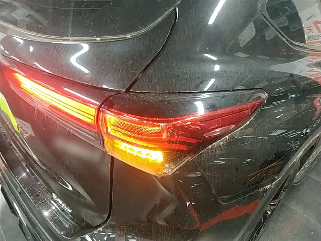 Toyota Crown Kluger 2021 2.5L HEV 4WD Luxury фото 8