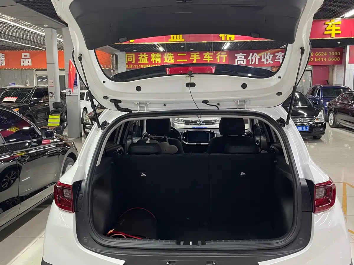 Kia KX1 2021 1.4L CVT Fun Sunroof Version фото 6
