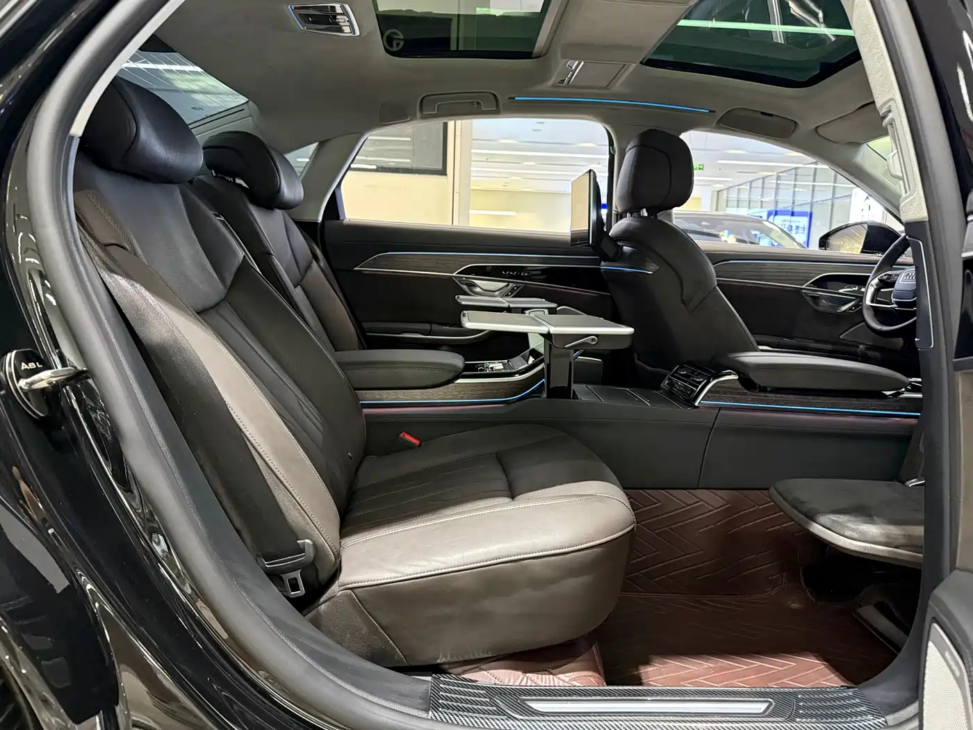 Audi A8 2021 A8L 55 TFSI quattro Premium фото 10