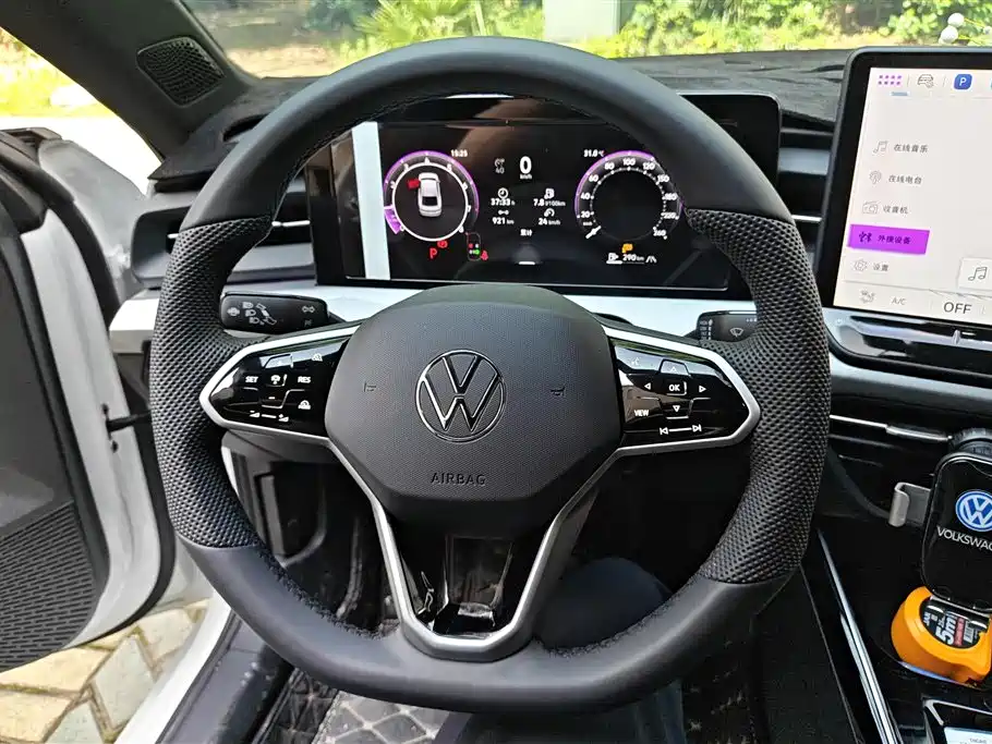 Volkswagen Lamando 2025 Model Lamando L 1.5T Base Version фото 15