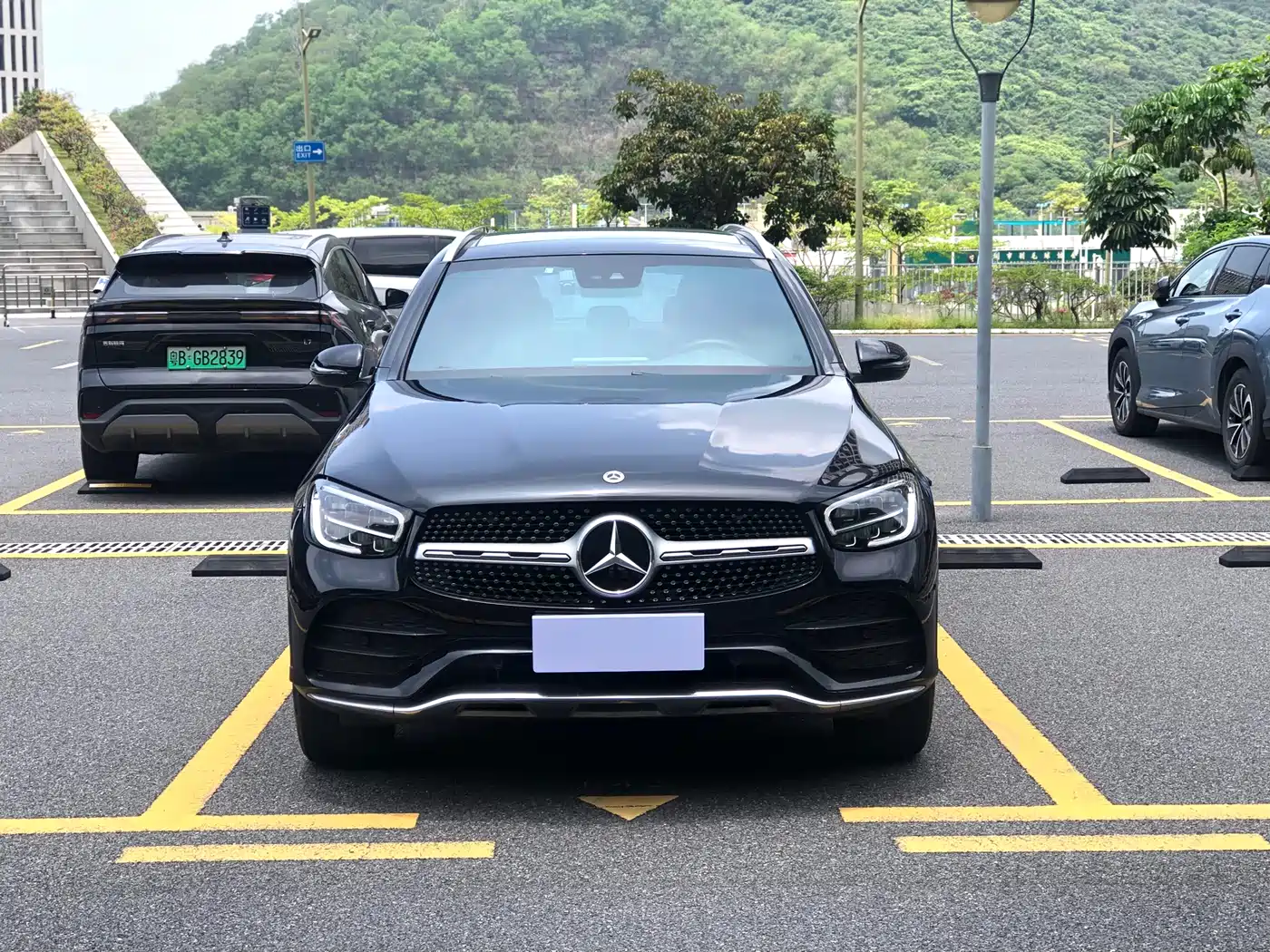 Mercedes-Benz GLC 2021 GLC 300 L 4MATIC Sporty фото 2