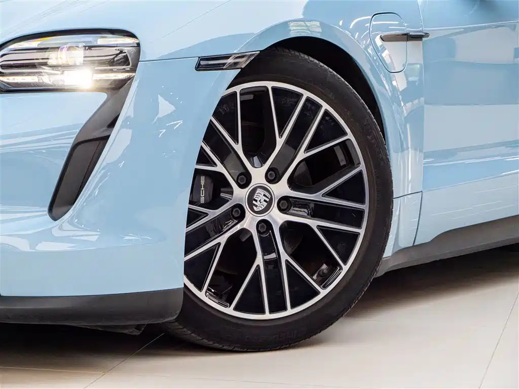 Porsche Taycan 2020 Taycan фото 12