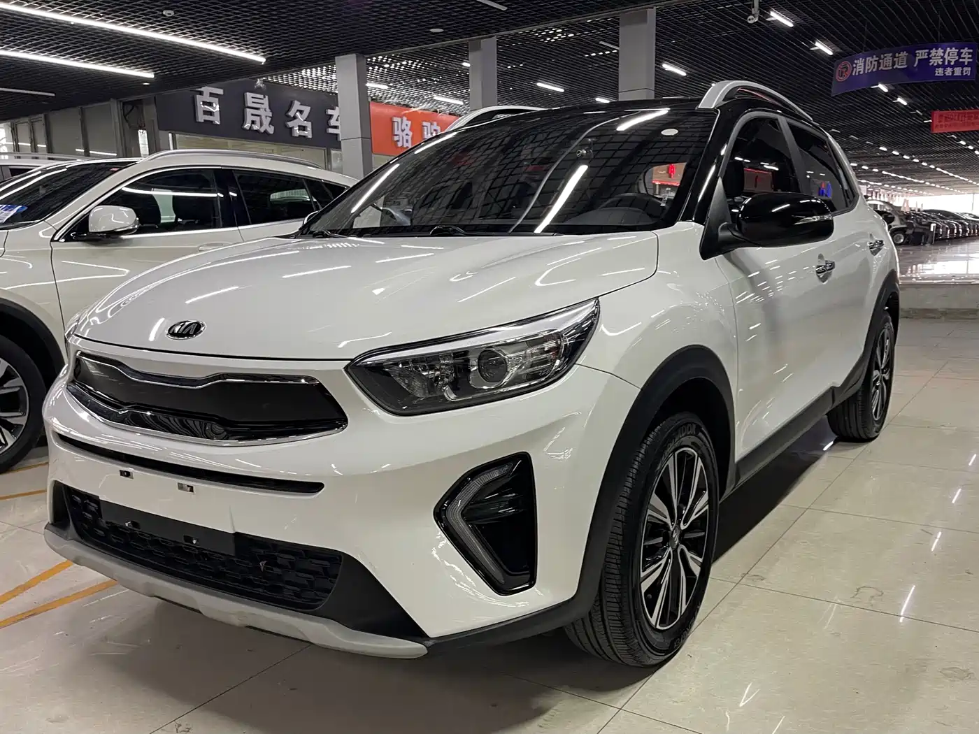 Kia KX1 2021 1.4L CVT Fun Sunroof Version