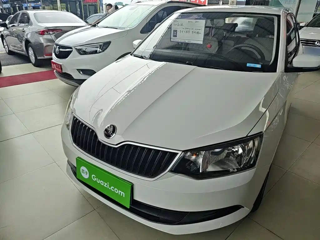 Škoda Fabia 2017 1.4L Auto Car Enjoy Edition