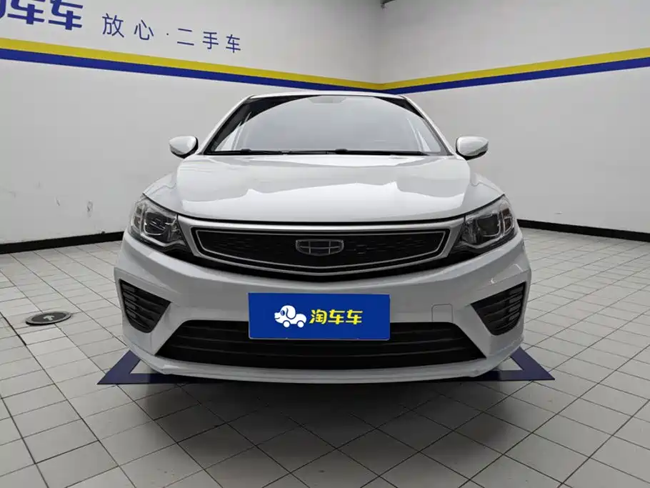 Фото 2 - Geely Vision