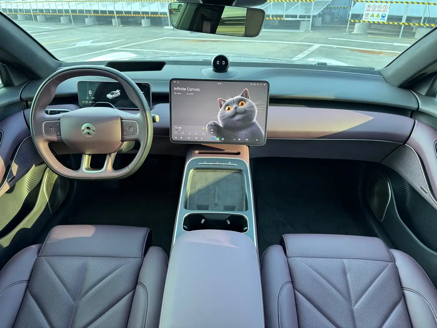 NIO ET5T 2025 Model Champion Commemorative Edition 75kWh Touring фото 12