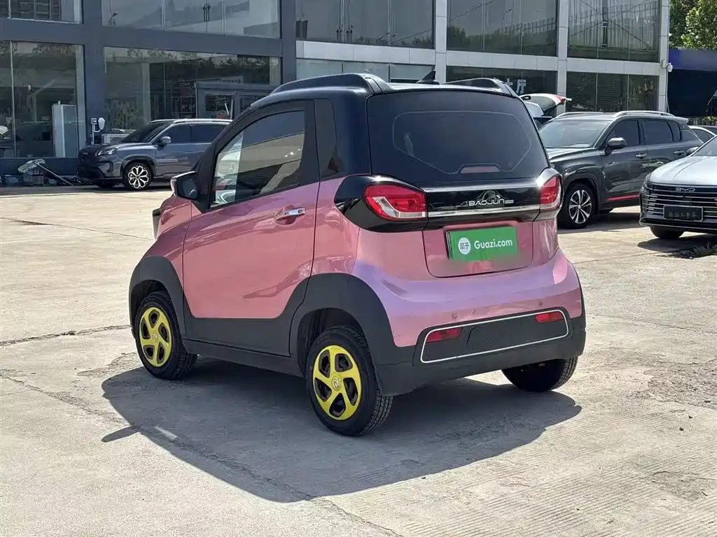 BAOJUN E100