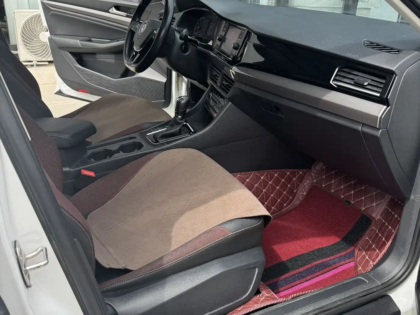 Volkswagen Bora 2020 1.5L Automatic Elite фото 10