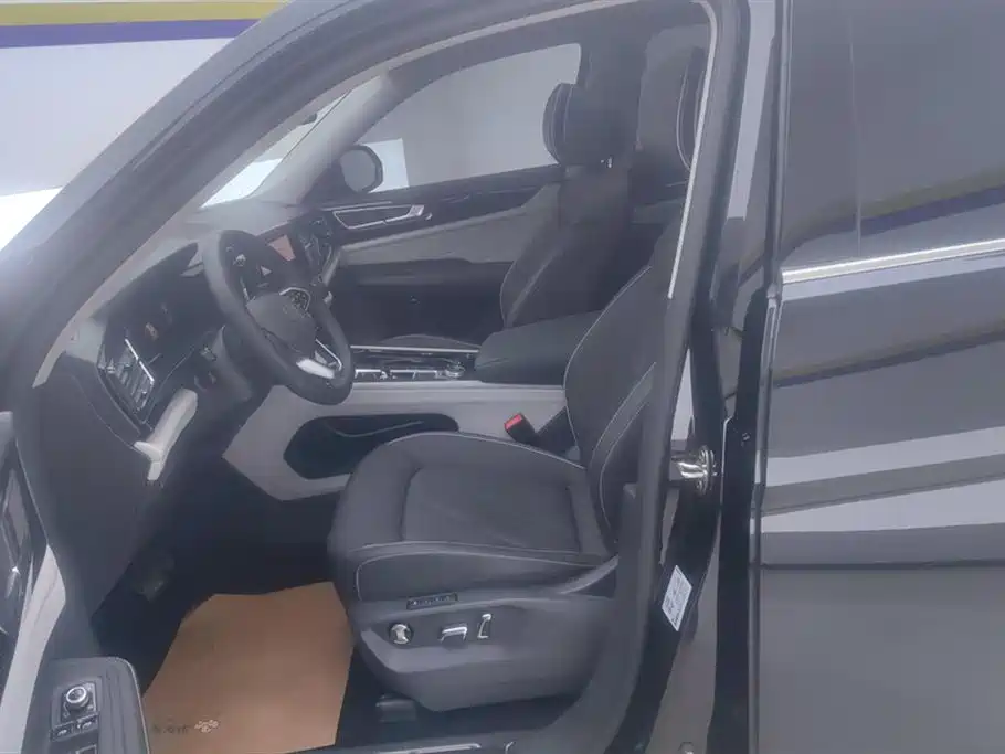 Volkswagen Teramont 2024 380TSI 4WD Prestige Luxury Edition фото 9