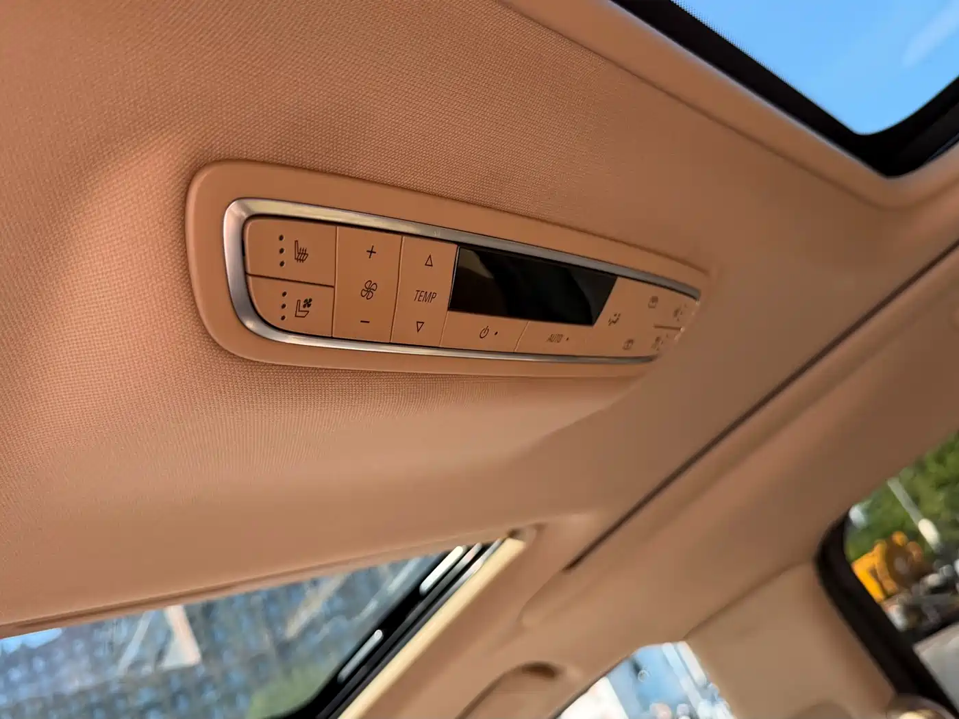 Buick GL8 2021 ES Landlord 653T Luxury фото 9