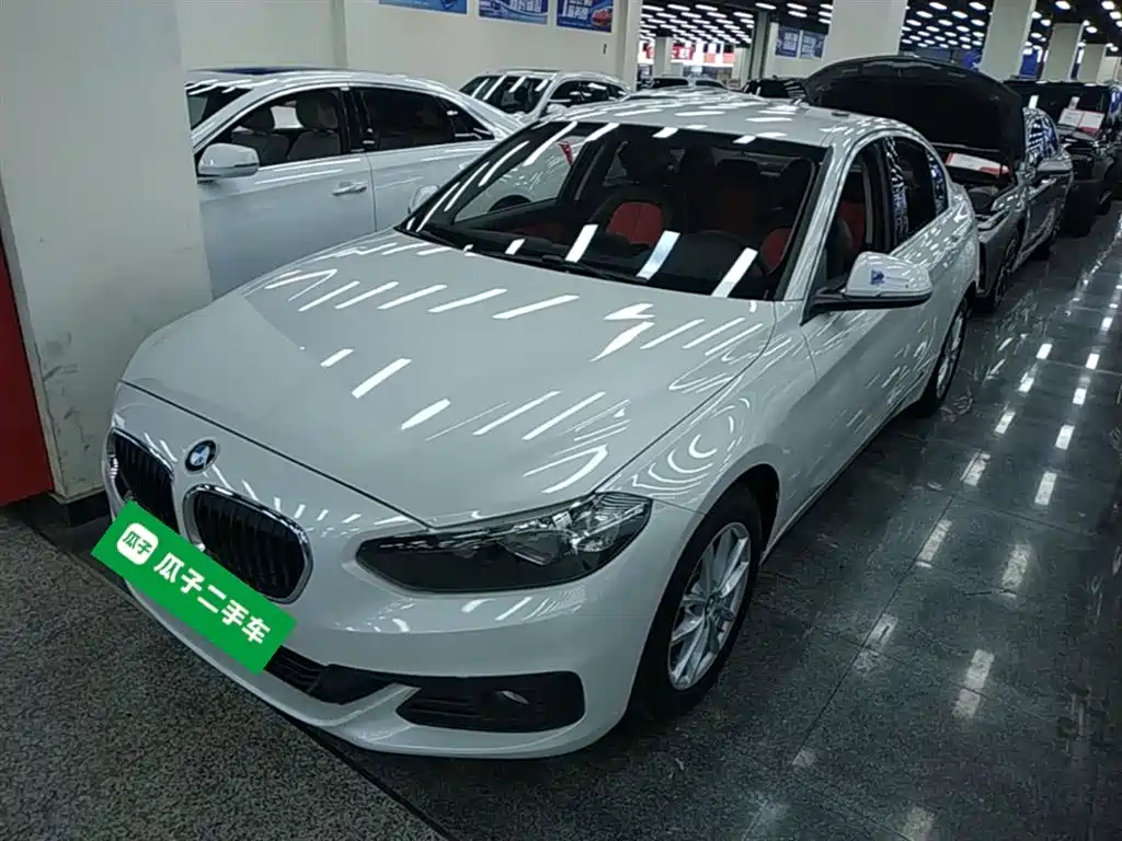 BMW 1 Series 2018 118i Fashion Edition