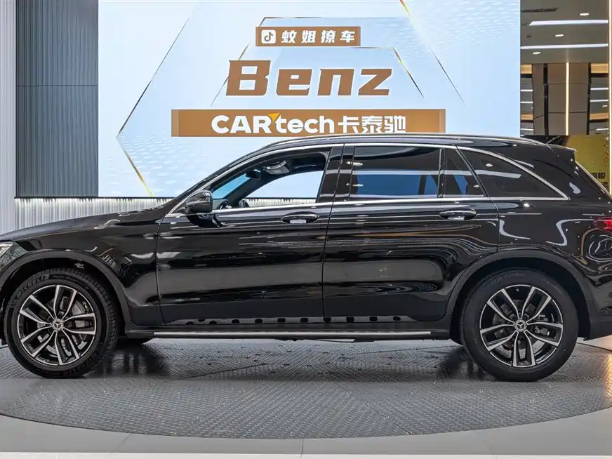 Mercedes-Benz GLC 2021 GLC 300 L 4MATIC Sporty фото 3