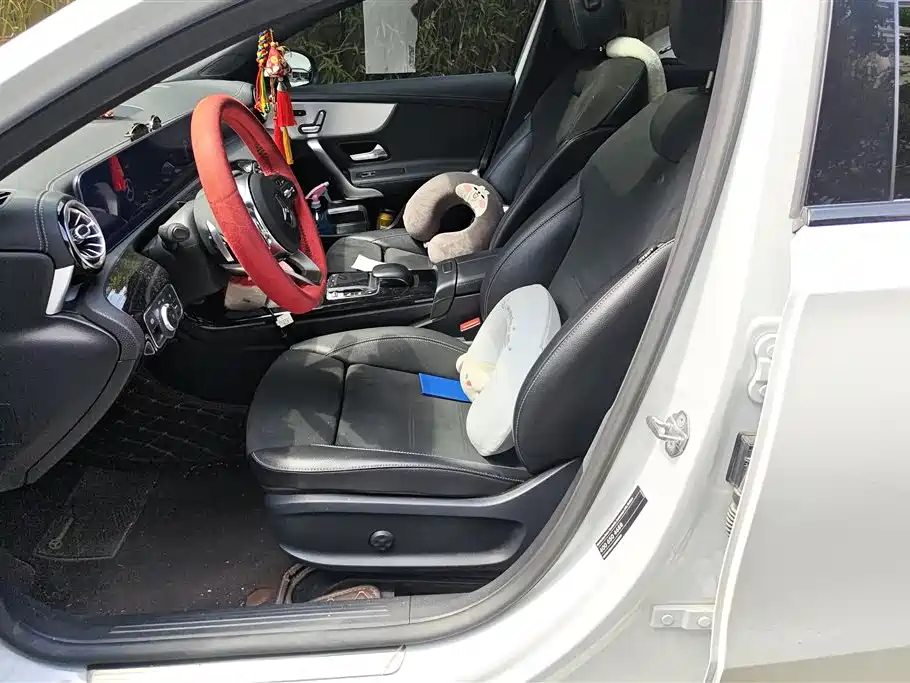 Mercedes-Benz A-Class 2019 A 220 L 4MATIC Sports Sedan фото 9