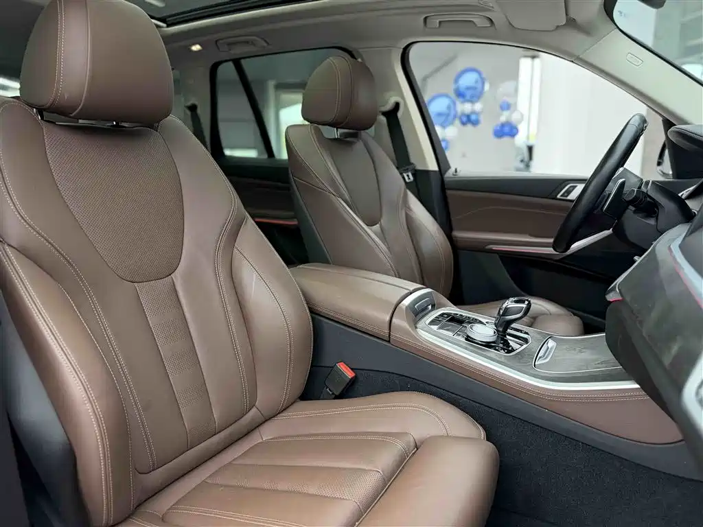 BMW X5 (Import) 2020 xDrive30i M Sport Package фото 23