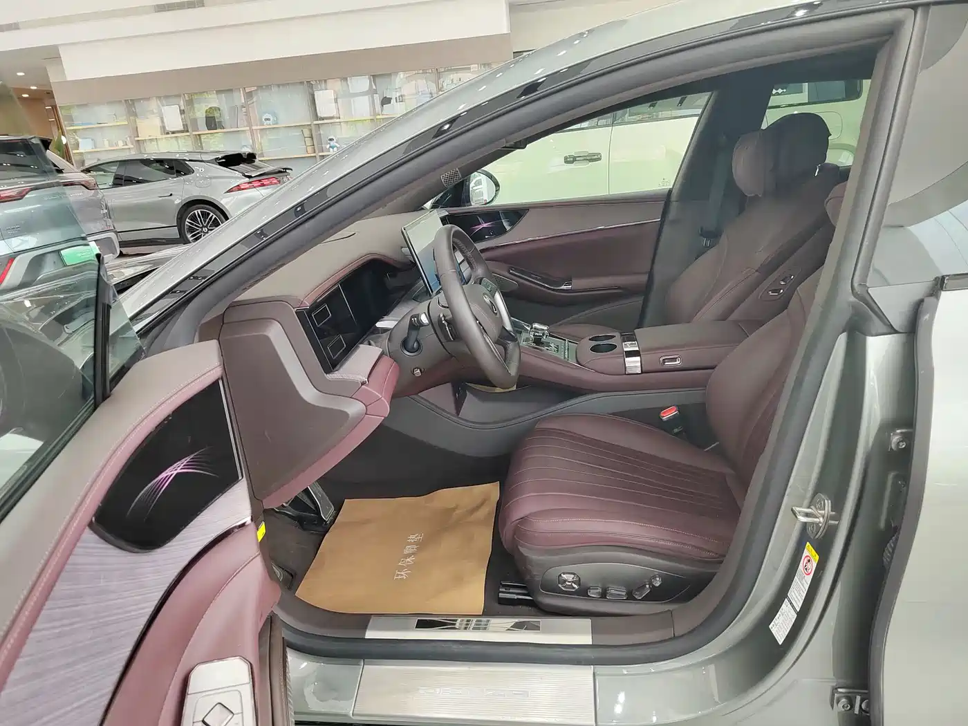 Denza Z9GT 2024 1100 AWD Ultra Edition фото 5