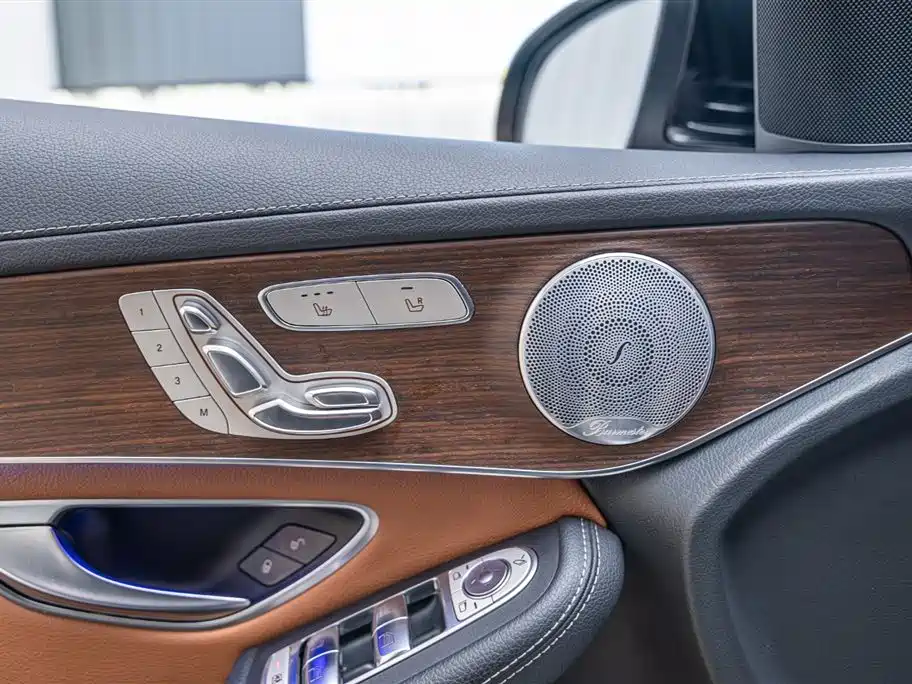 Mercedes-Benz GLC 2021 GLC 300 L 4MATIC Sporty фото 18