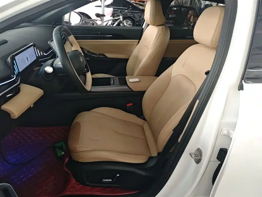 Geely Galaxy Galaxy L6 2023 125km Starship фото 15