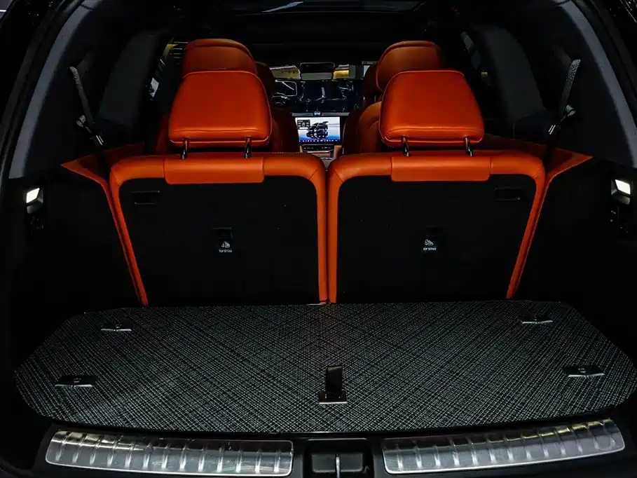 AITO Wenjie AITO M8 2025 Extended Range Ultra 53.4kWh 6-Seater фото 2