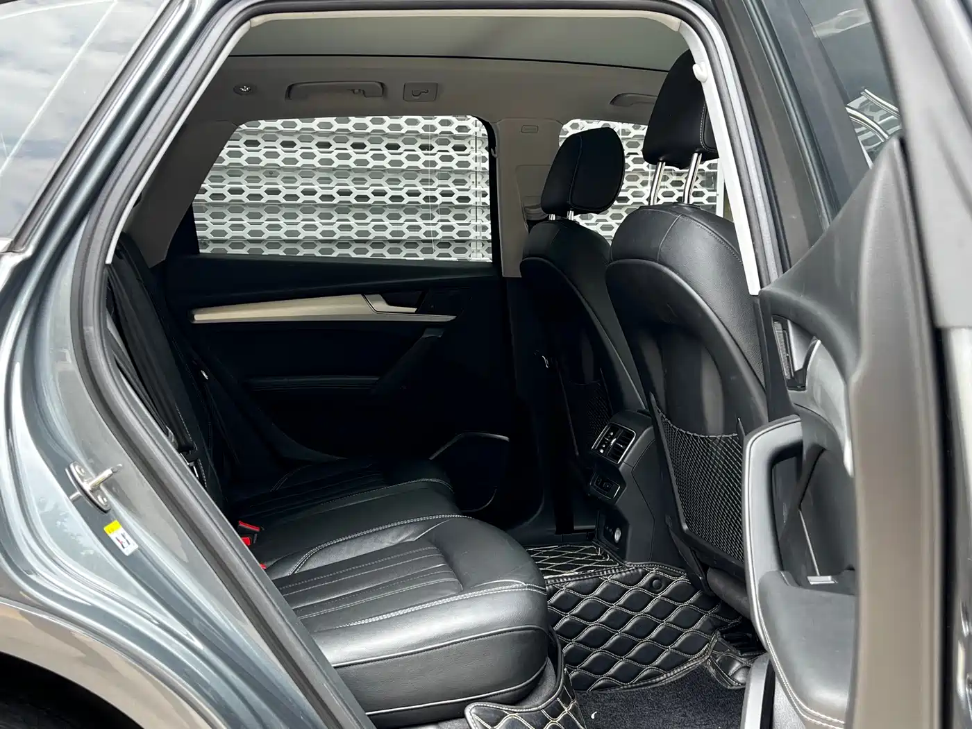 Audi Q5L 2020 Facelift 40 TFSI Honor Fashion фото 23