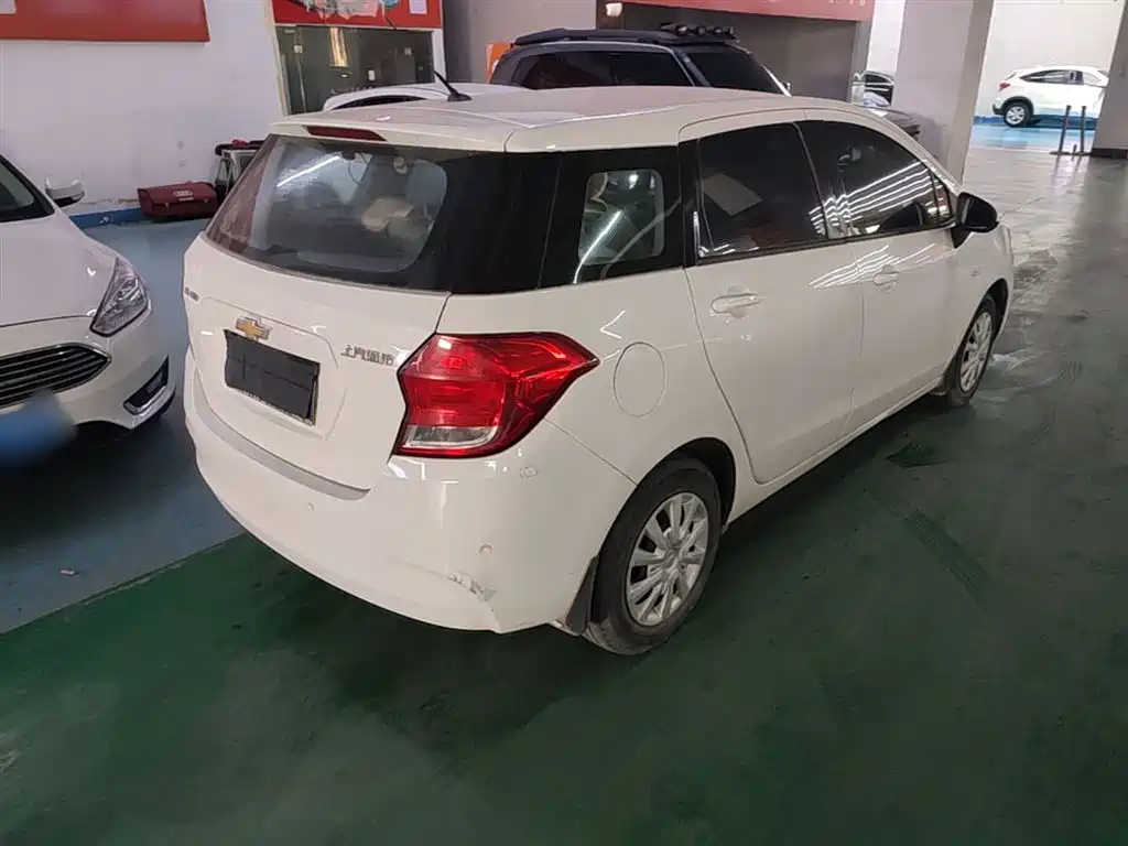 Chevrolet Lova RV 2016 1.5L Automatic Easy-Ride фото 7
