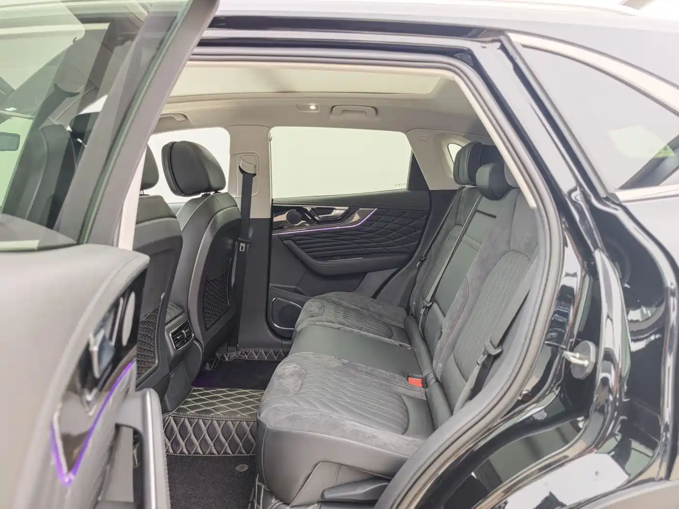 Hongqi HS5 2022 2.0T Smart Connect 4WD Flagship фото 5
