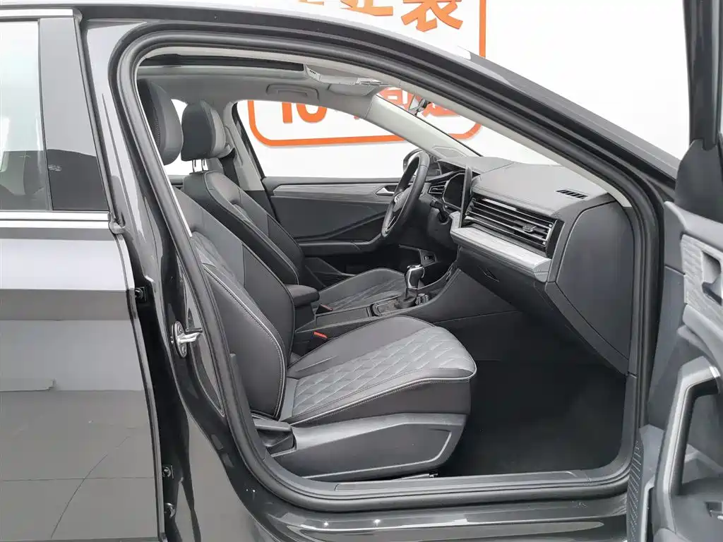 Volkswagen Sagitar 2023 300TSI DSG Surpassing Edition фото 23