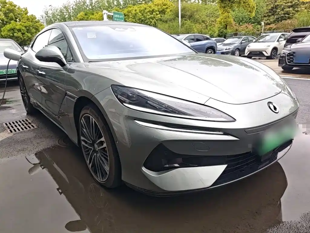 Denza Z9GT 2024 1100 AWD Ultra Edition фото 22