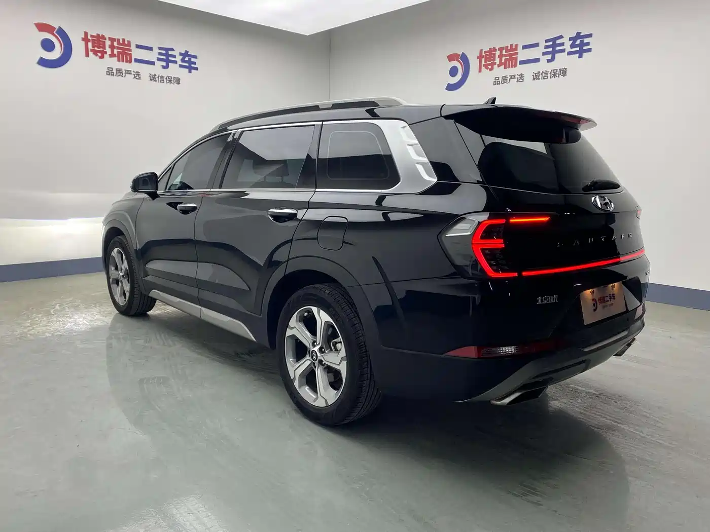 Hyundai Santa Fe 2023 Traveller 380T GDi Auto 2WD GLX Elite Edition фото 5