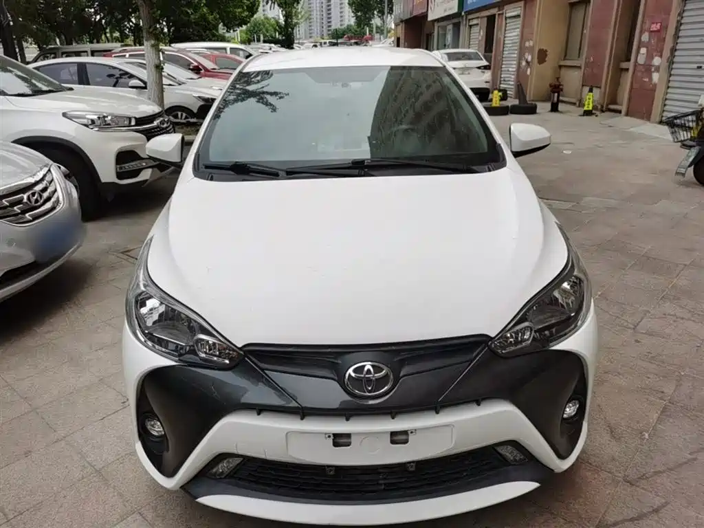 Toyota YARiS L Zhi Xuan 2016 Facelift 1.5E CVT Charming Edition фото 3