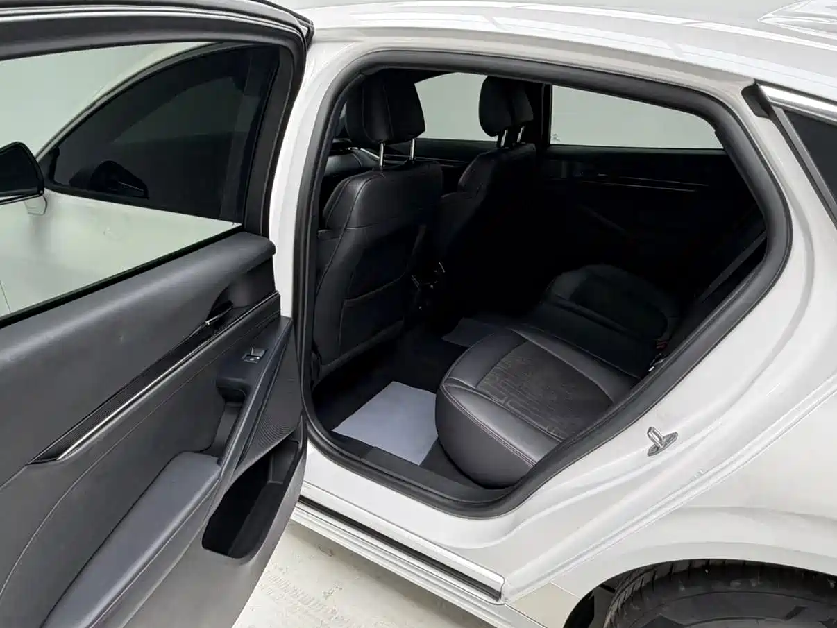 Photo 17 - Ford Mondeo
