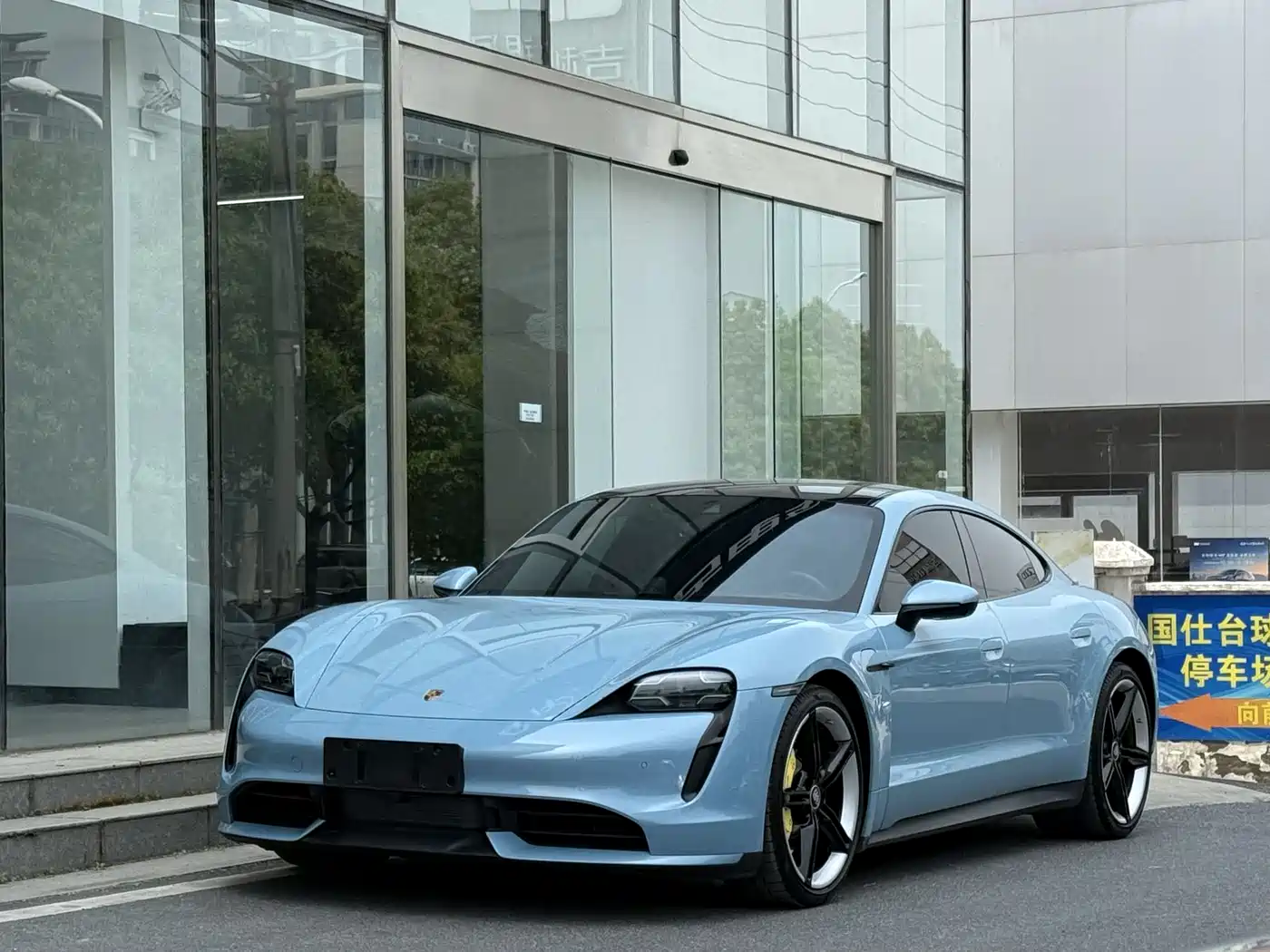 Porsche Taycan 2020 Taycan