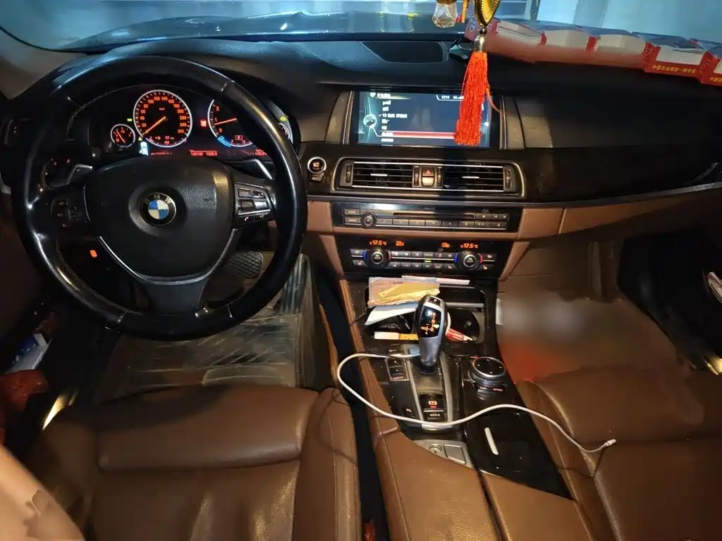 Photo 13 - BMW 5 Series