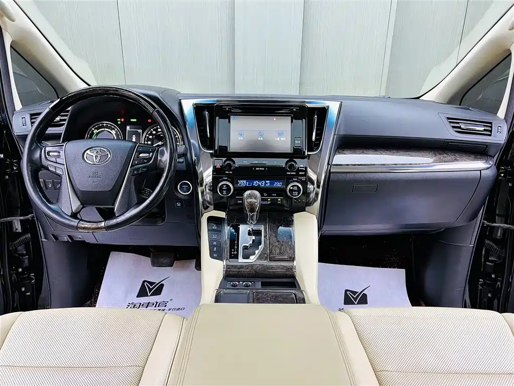 Toyota Alphard 2019 Hybrid 2.5L Premium Edition фото 9