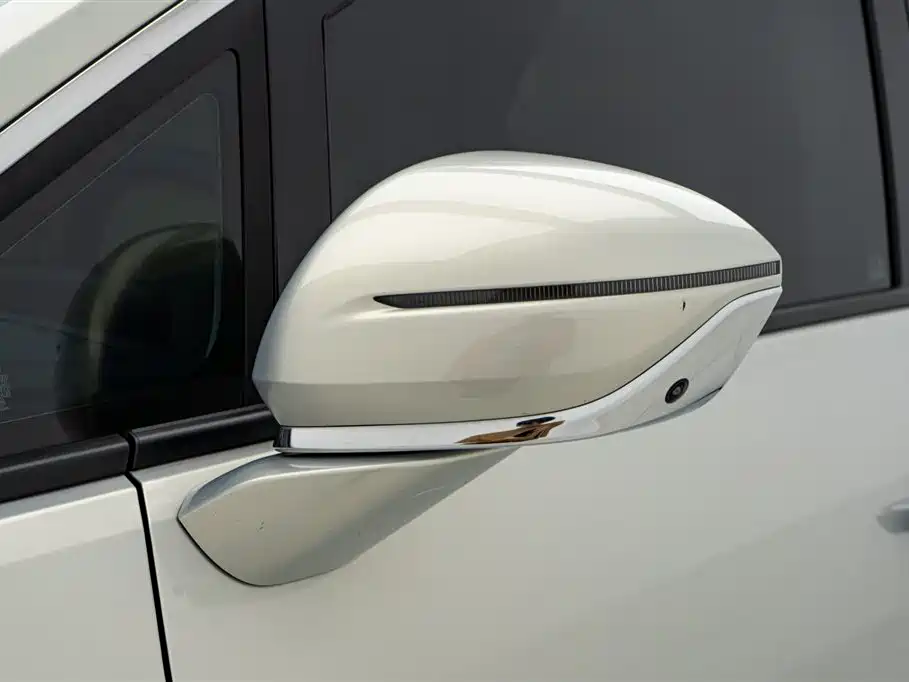 BUICK GL8 NEW ENERGY