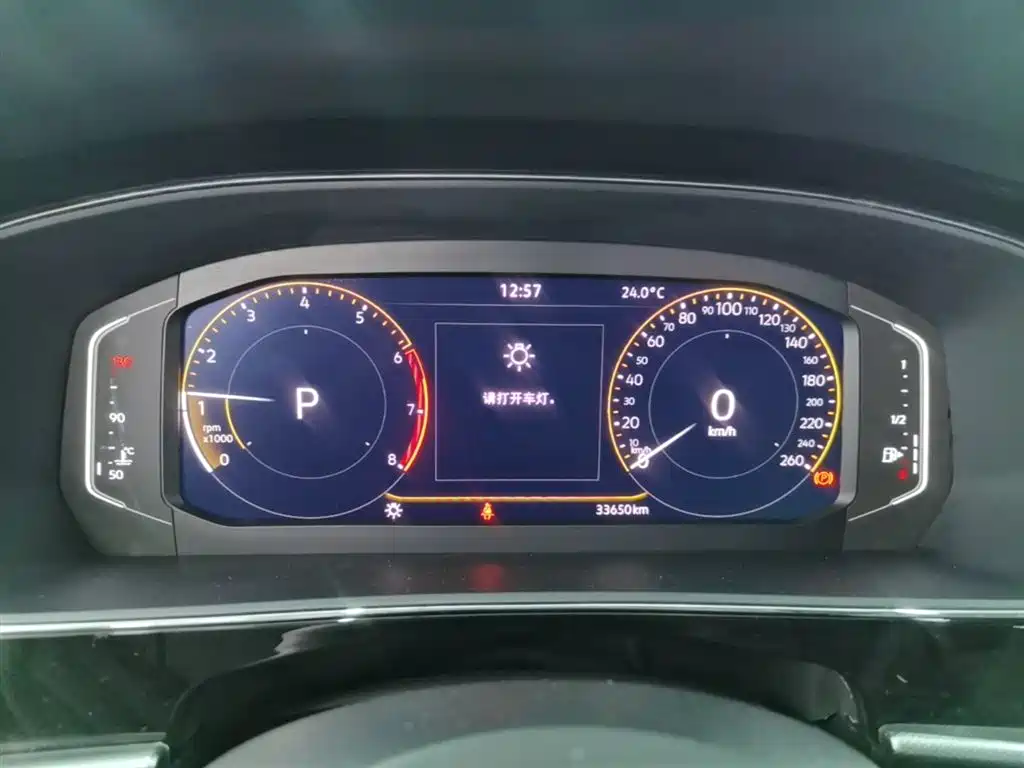 Volkswagen Passat 2025 Outstanding 380TSI Starlight Dragon Soaring Edition фото 12