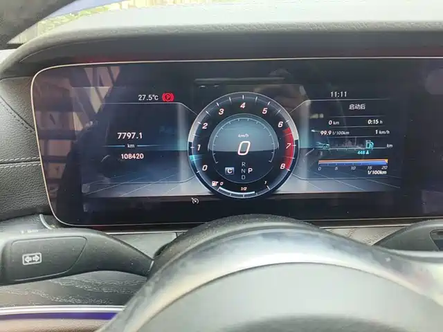 Mercedes-Benz E-Class 2019 E 200 L Sport — фото 4