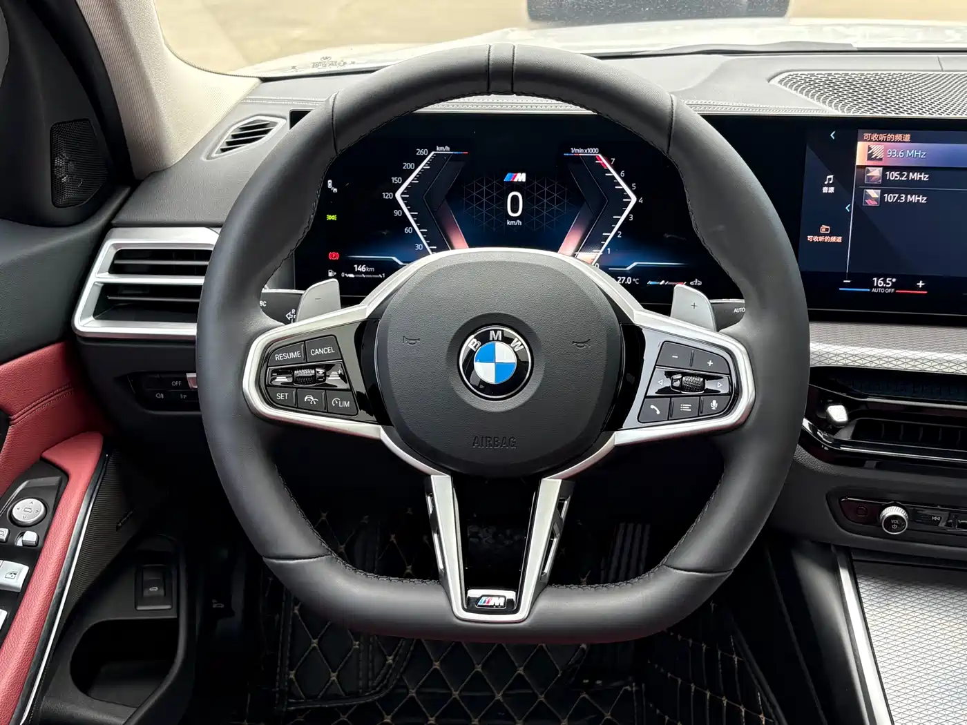 BMW 3 Series 2025 330Li M Sport Night Edition фото 4