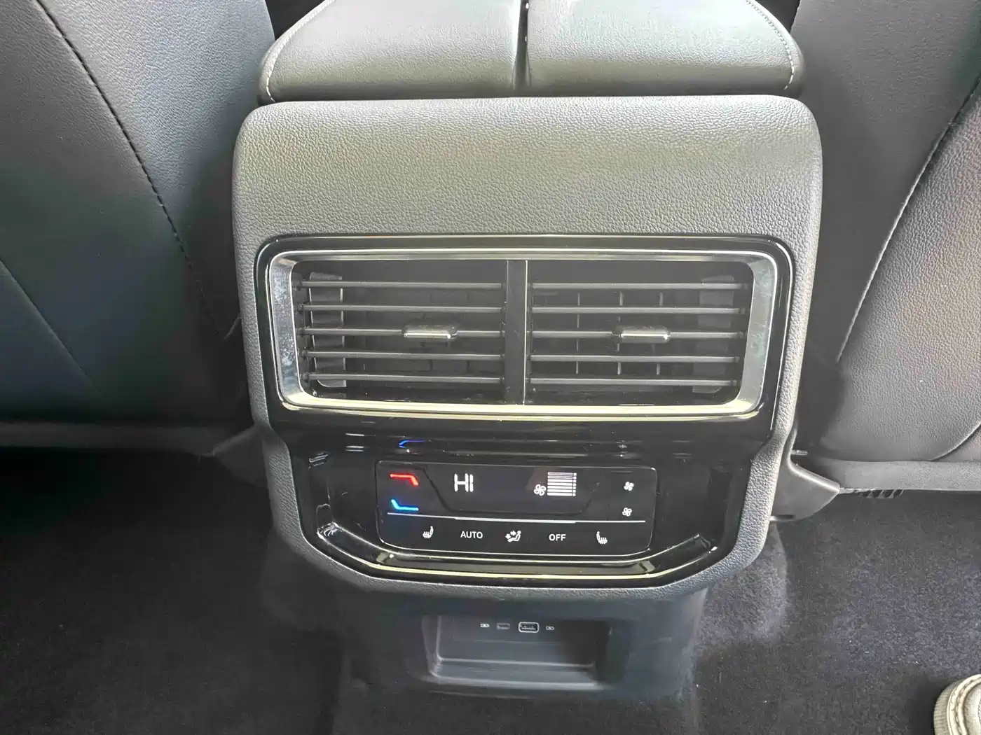 Volkswagen Teramont 2022 380TSI 4MOTION Premium Flagship фото 7