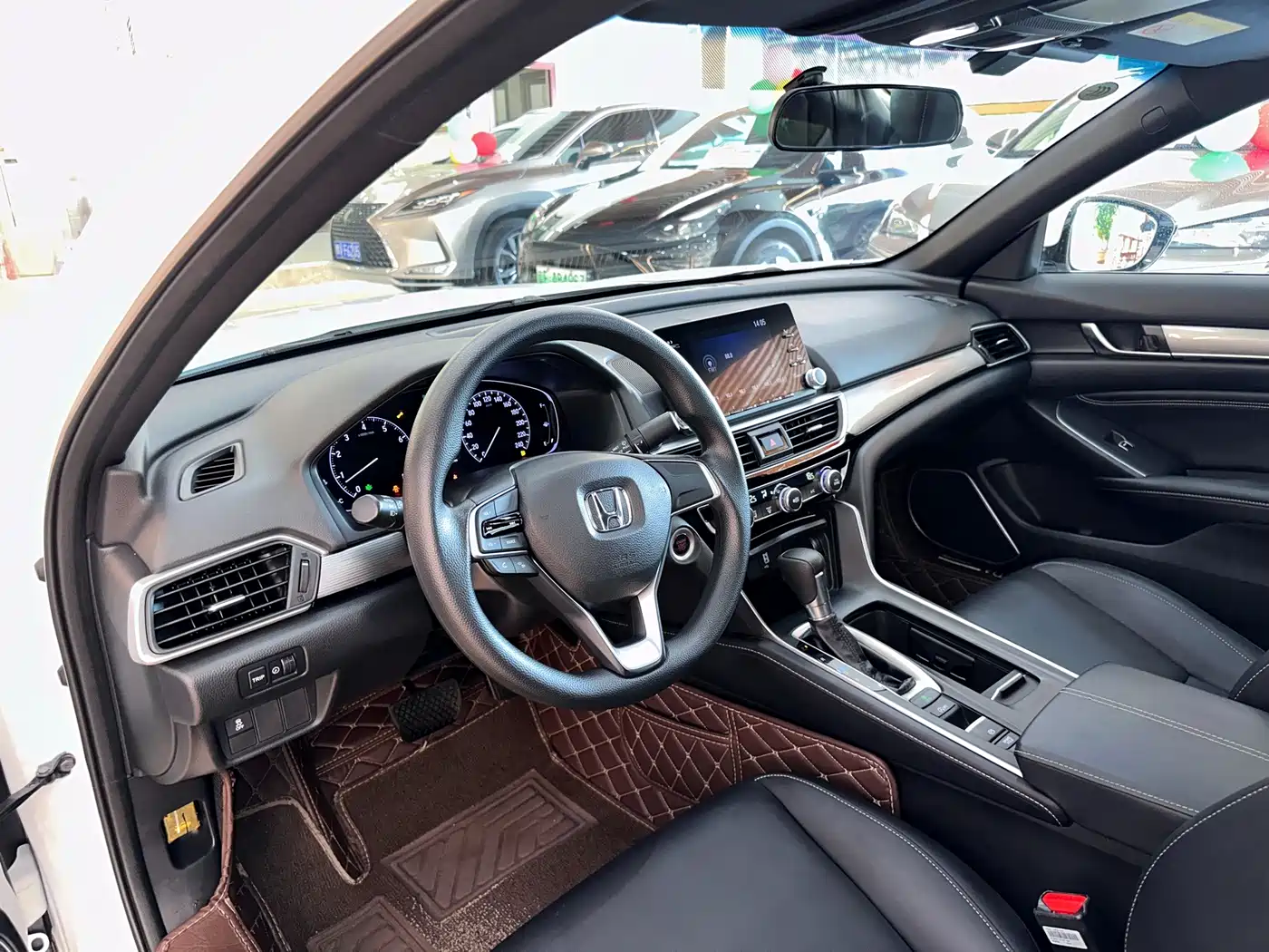 Photo 7 - Honda Inspire
