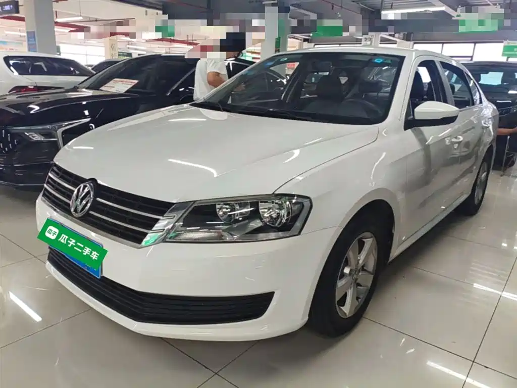 Volkswagen Lavida 2017 1.6L Automatic Comfort Edition фото 2