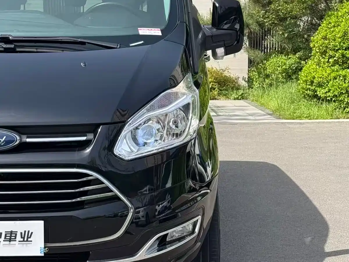 Ford Tourneo 2020 Facelift 2.0T Automatic Business Class фото 3