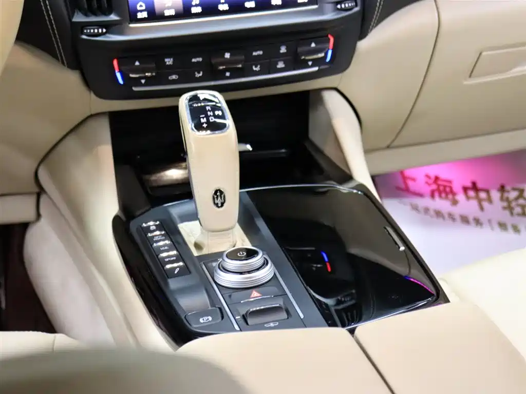 Maserati Levante 2022 2021 3.0T Standard Edition